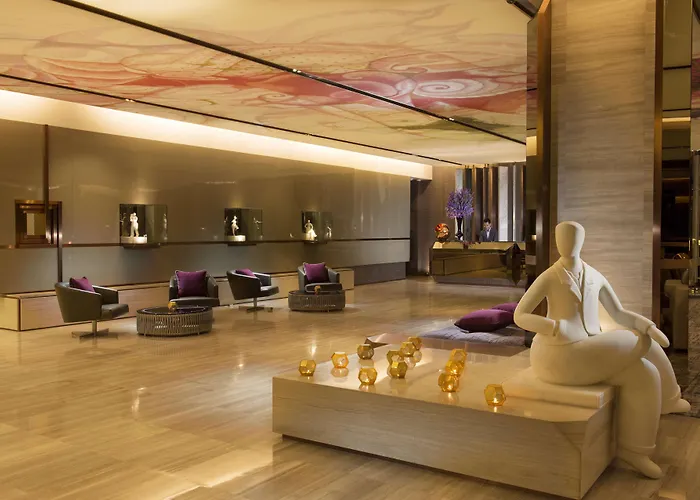 Hotel Hilton Sukhumvit 5*