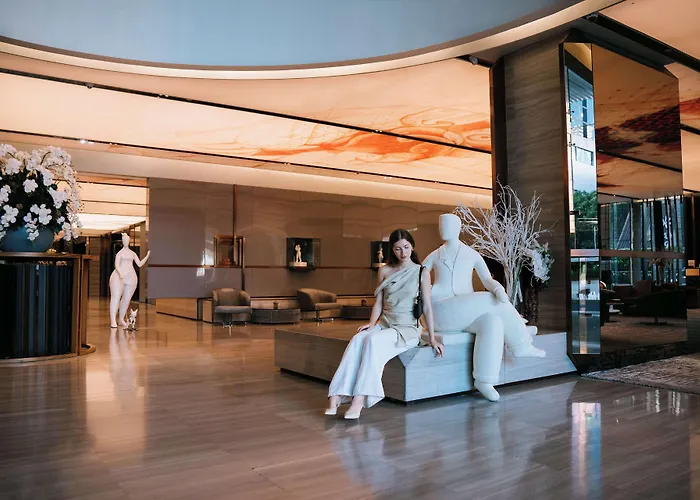 Hilton Sukhumvit Hotel 5*